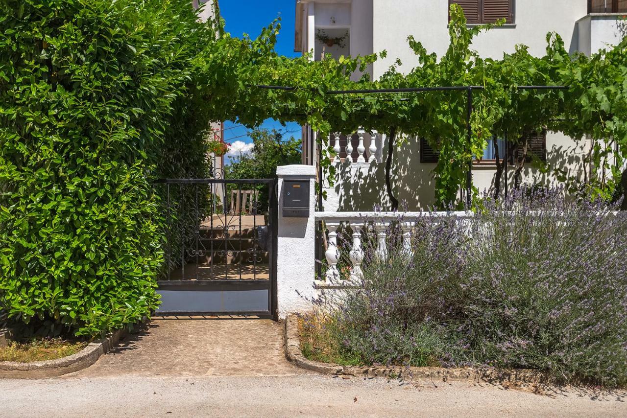 Apartman D&D, Dvorine 63 Banjole Exteriér fotografie